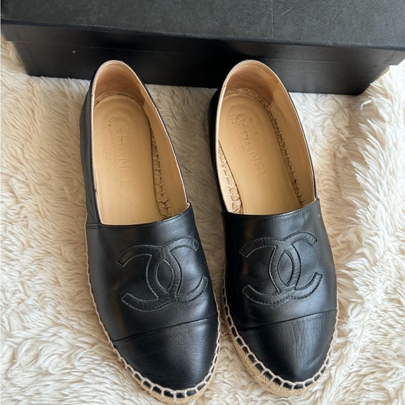 Chanel Lambskin CC Espadrille - Picture 1 of 13